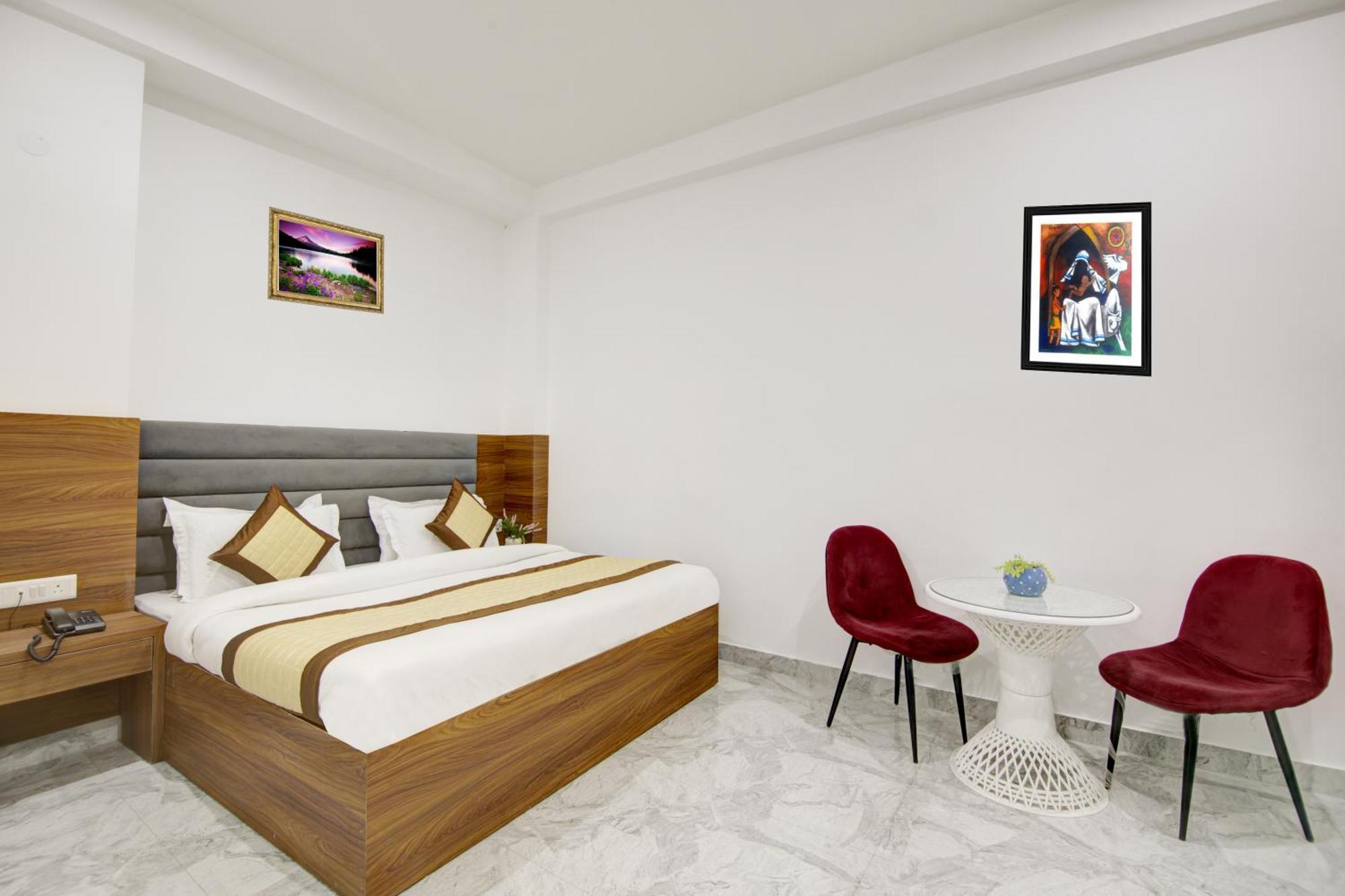 Hostel S B Inn-Near New Delhi Train Station Exterior photo
