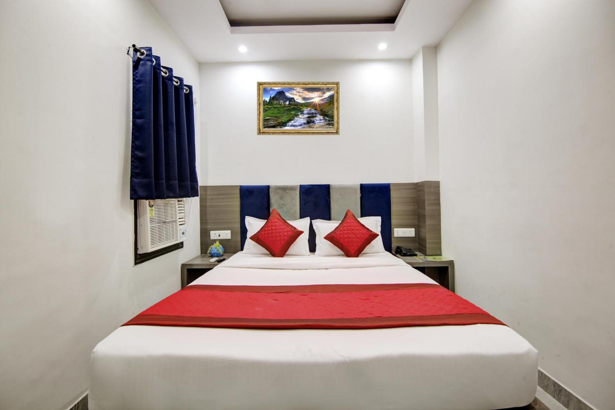 Hostel S B Inn-Near New Delhi Train Station Exterior photo