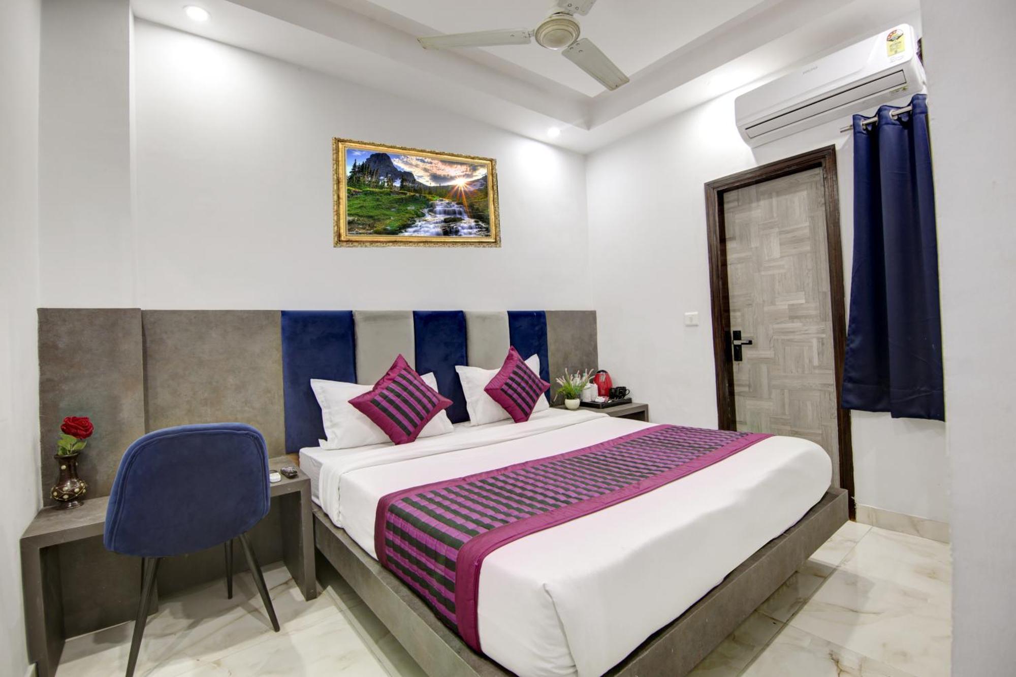 Hostel S B Inn-Near New Delhi Train Station Exterior photo